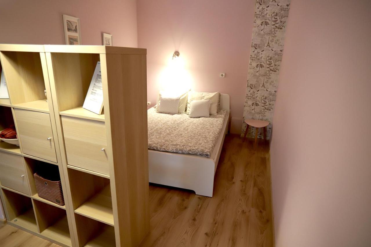 Studio Ulpia Apartman Plovdiv Kültér fotó